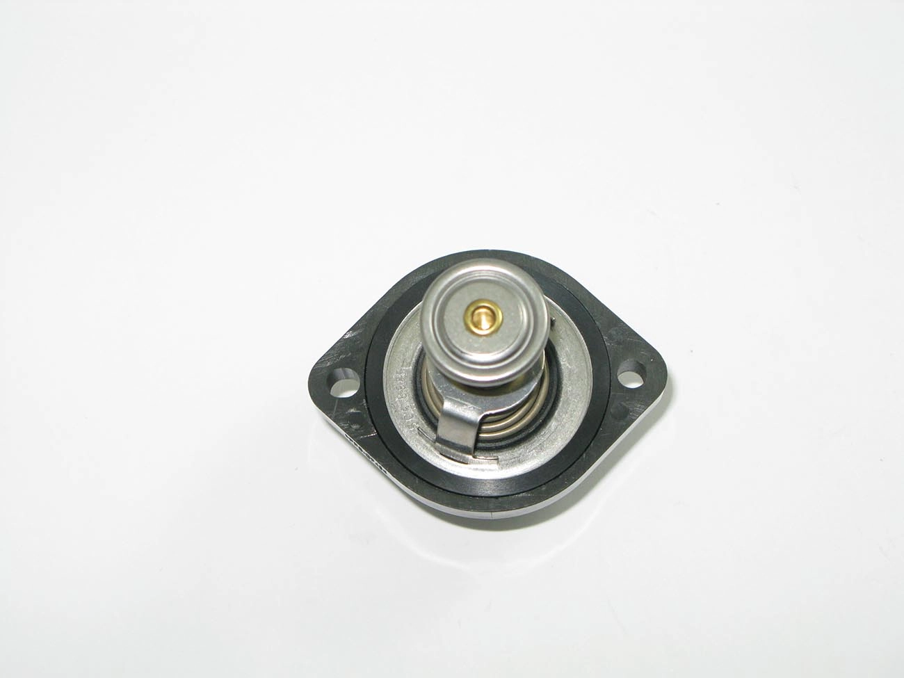 VALVULA TERMOSTATICA CITROEN C4/C5/C5 PICASSO - PEUGEOT 307 2.0 16V - 406/407/607/807