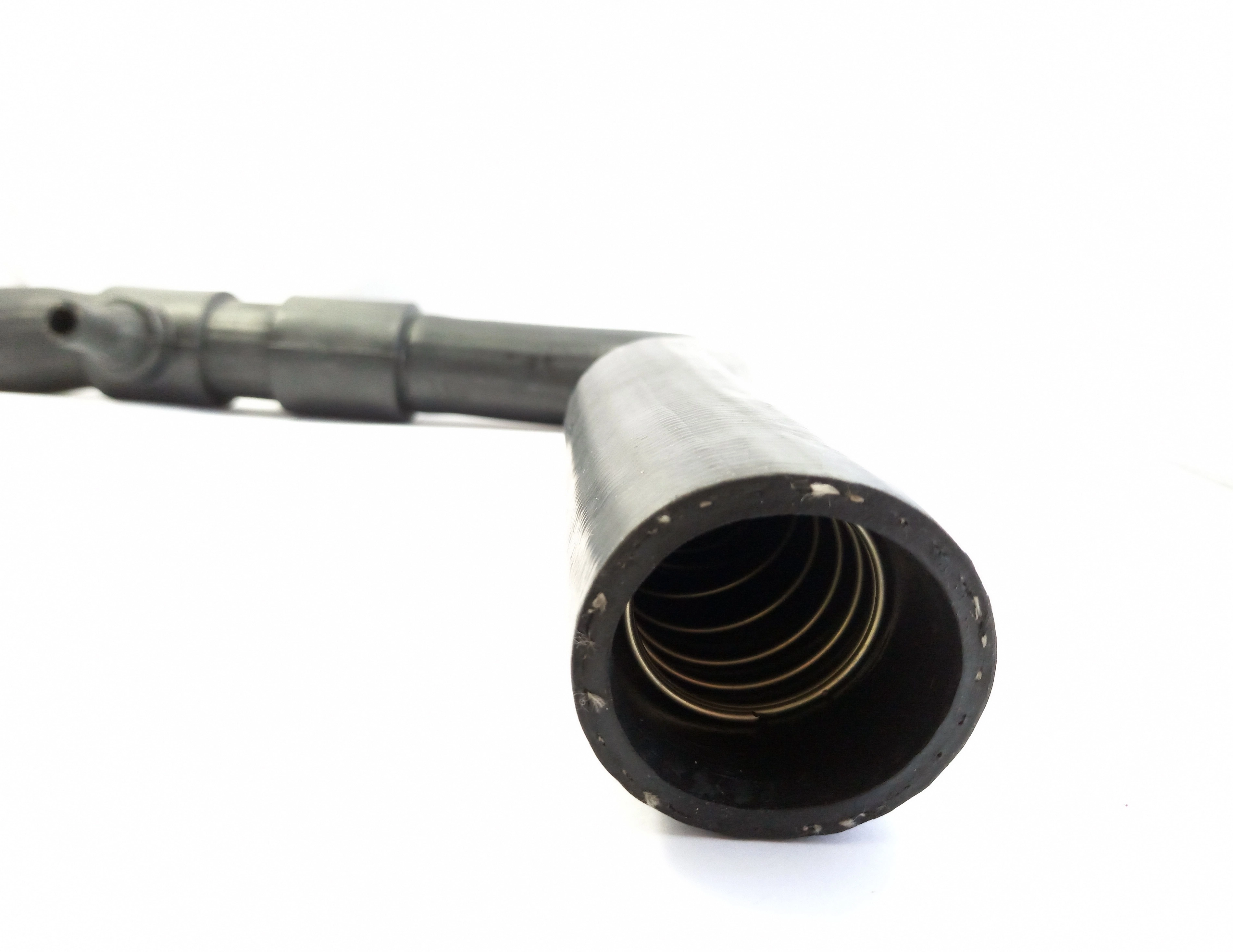 MANGUEIRA INFERIOR DO RADIADOR VW 13.170/15.170/17.210 80/ - C/MOLA -  52X48X21X16MM