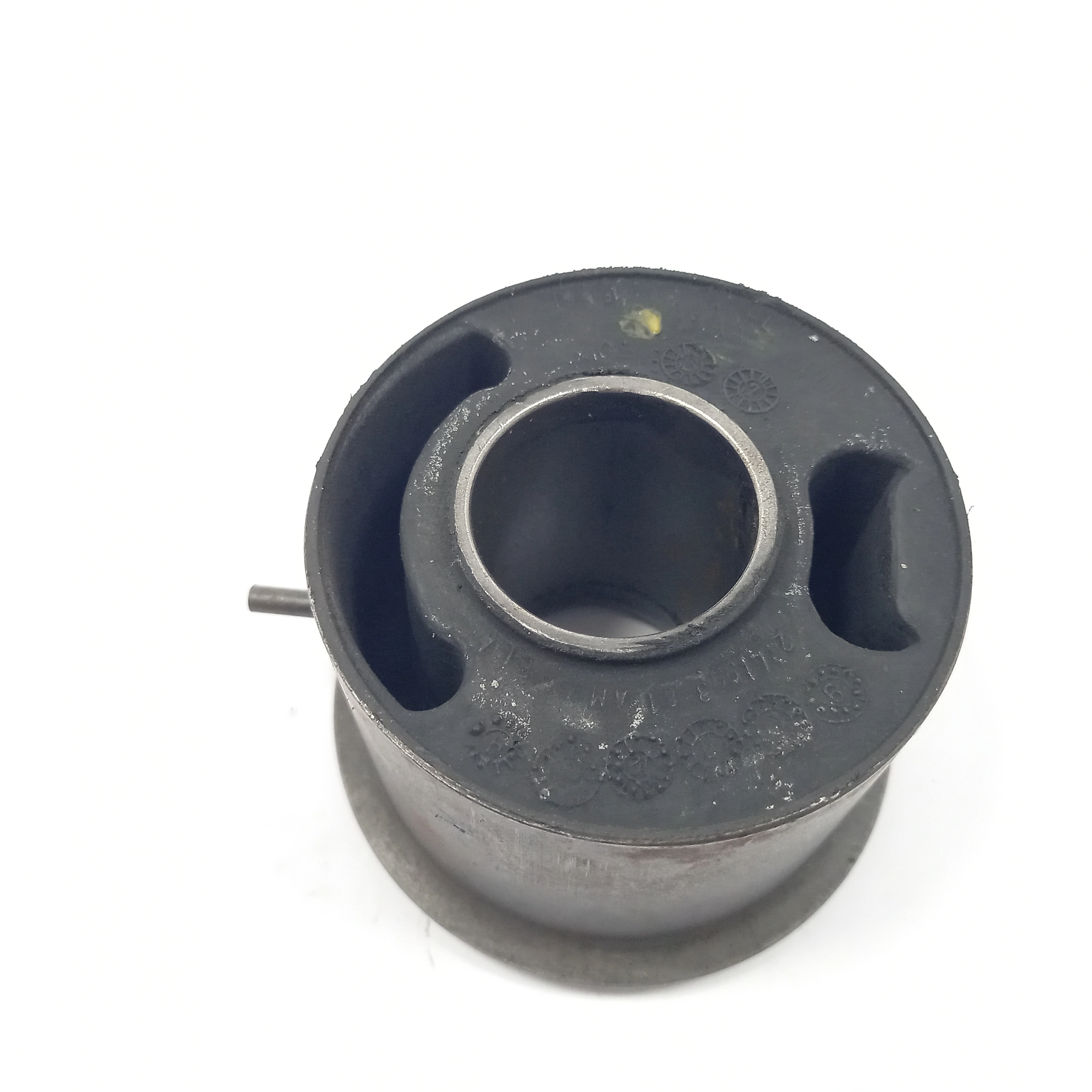 COXIM TRASEIRO MOTOR PINTA AMARELA (YELLOW) VW 12.170/14.170/16.170/16.220/24.200/35.300