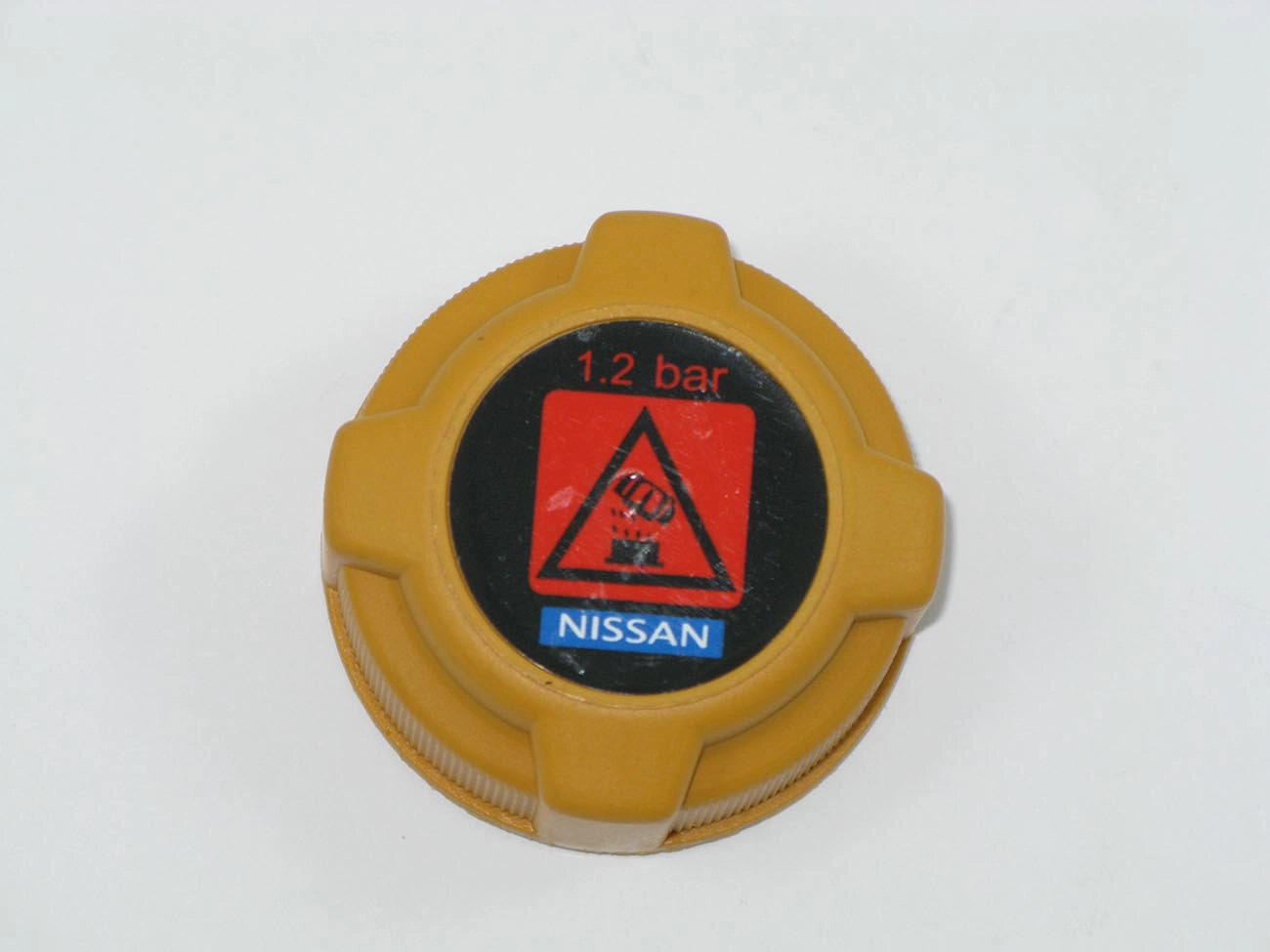 TAMPA RESERVATORIO NISSAN FRONTIER/X-TERRA 2002/