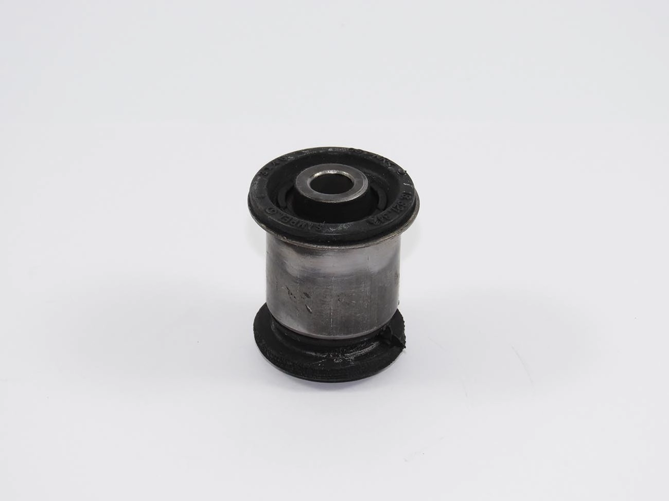 BUCHA DIANTEIRA BANDEJA DIANTEIRA GM CRUZE 11/16 - NOVA TRACKER 20/ - EXCETO NOVO CRUZE