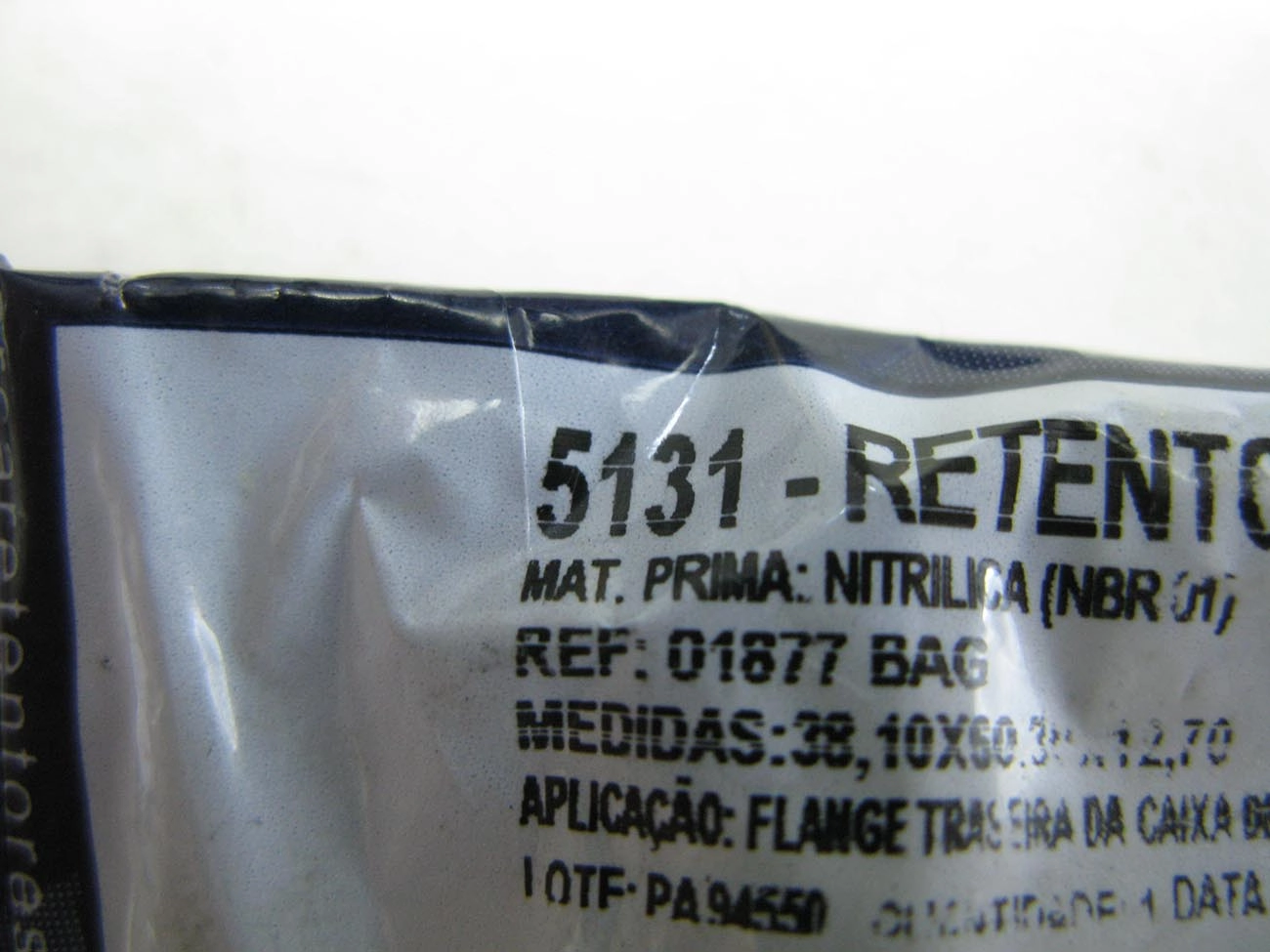 RETENTOR EIXO ENTALHADO/SAÍDA CAIXA CÂMBIO 38,10X60,30X12,70MM GM D-10/D-20/D-40