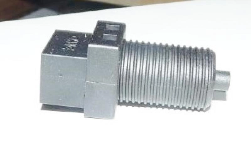 INTERRUPTOR DE  FREIO - RENAULT TODOS - C/CAMBIO MECANICO
