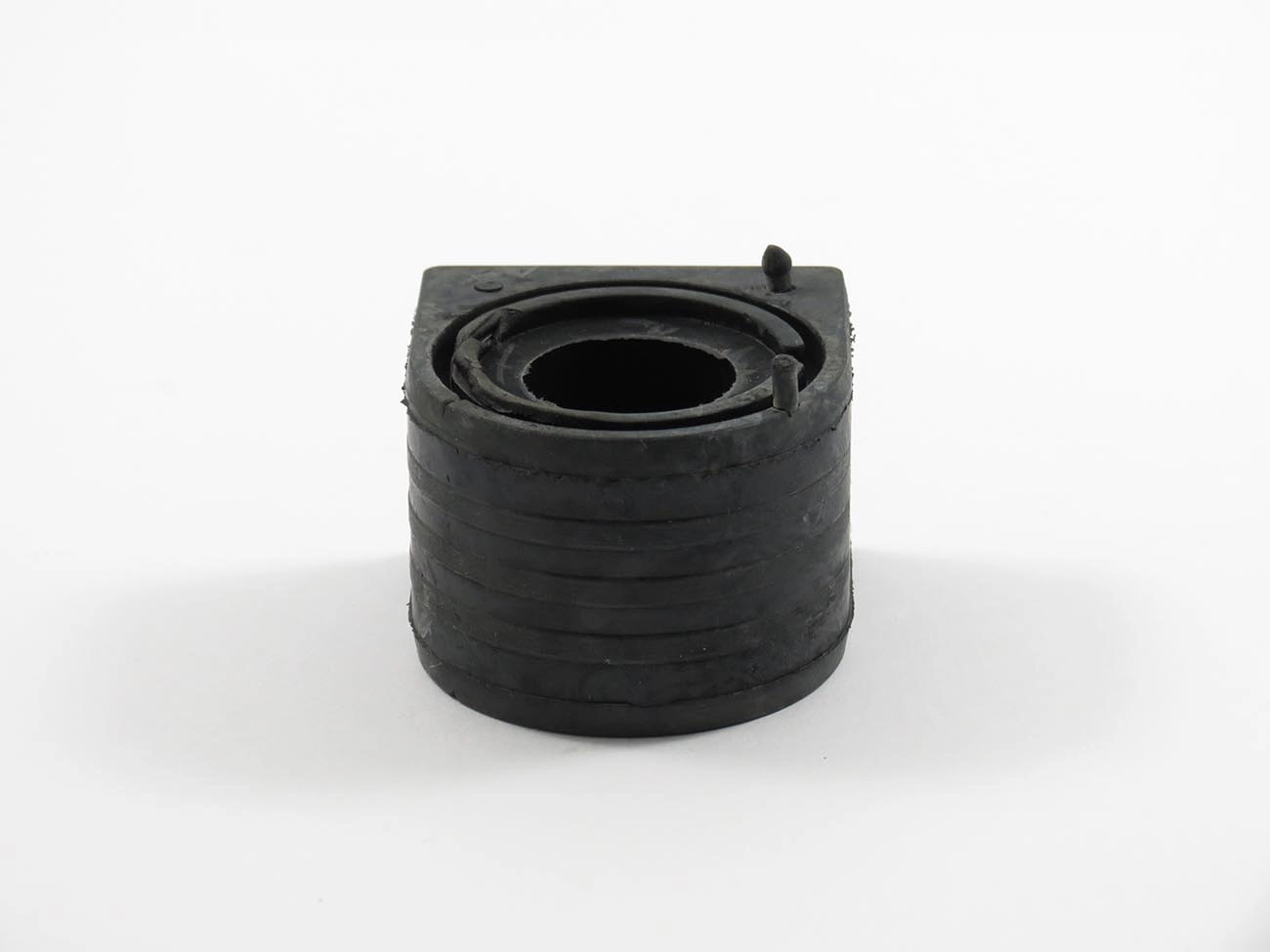 BUCHA DO ESTABILIZADOR DIANTEIRO AUDI A3 07/ - VW GOLF 14/ PASSAT/JETTA 06/ - TIGUAN 09/ - FURO 22MM