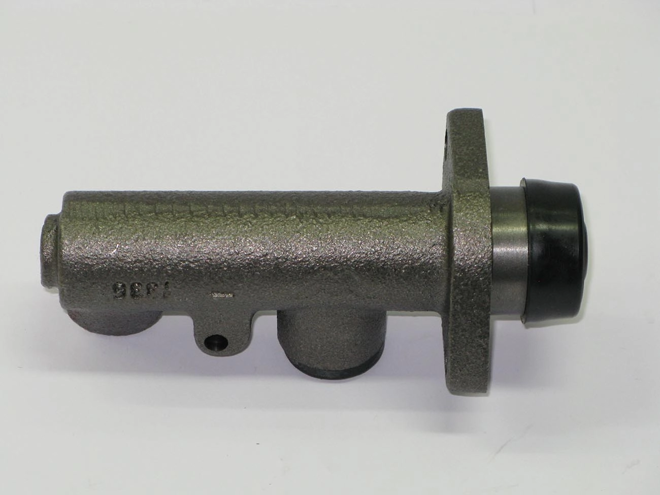 CILINDRO MESTRE EMBREAGEM FORD CARGO 1113/1114/1117/1215/1218/1514/1615/2217 85/ - 22,22MM