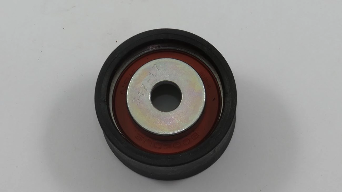 POLIA AUXILIAR CORREIA COMANDO FORD ESCORT 1.8 16V 97/01 - MONDEO 16V 94/98 - 10.30X48.20X29.20MM