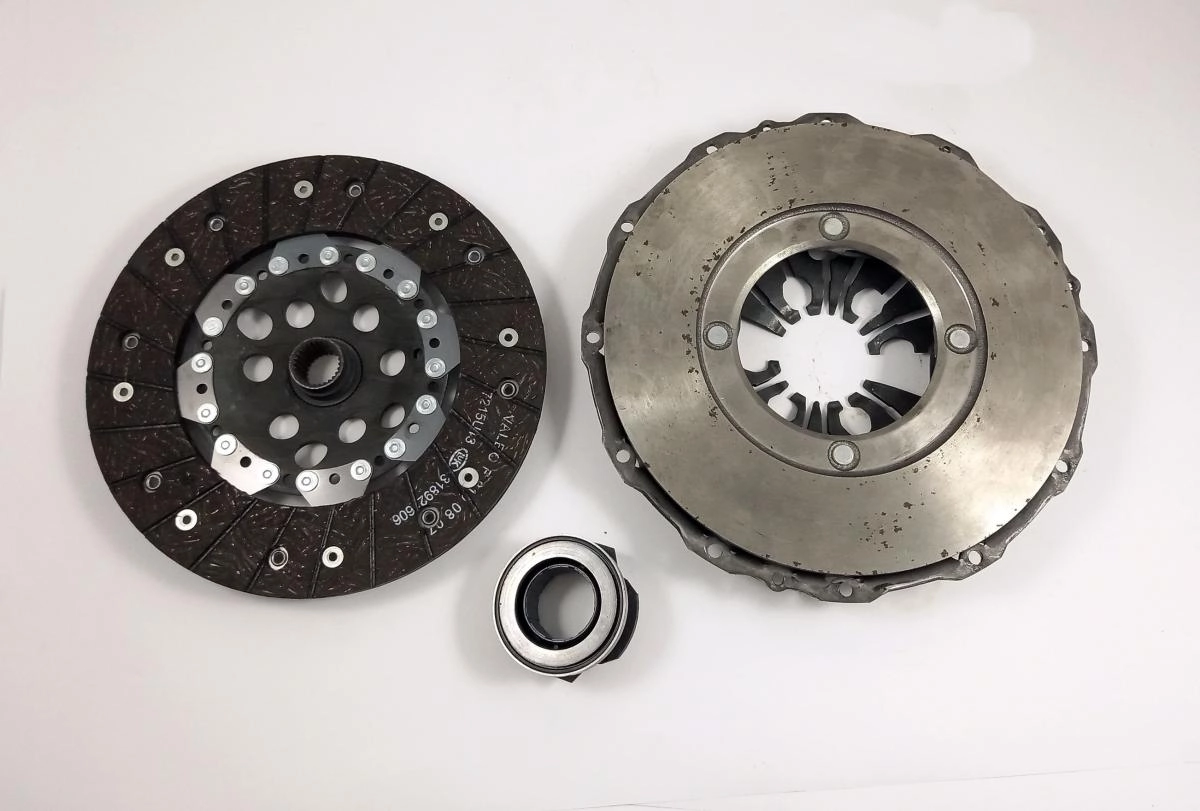KIT DE EMBREAGEM VW GOLF 1.8 20V 150/180CV TURBO 2000/ - AUDI A3 1.8 20V TURBO 97/07.2000 - 220MM