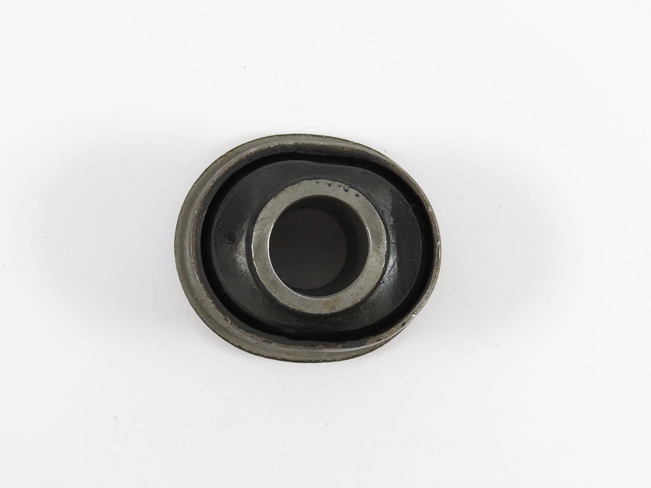 BUCHA SEMI EIXO DIANTEIRO FORD F-350 72/77 - F-400 75/85 - F-2000 80/85 - F-4000 72/98