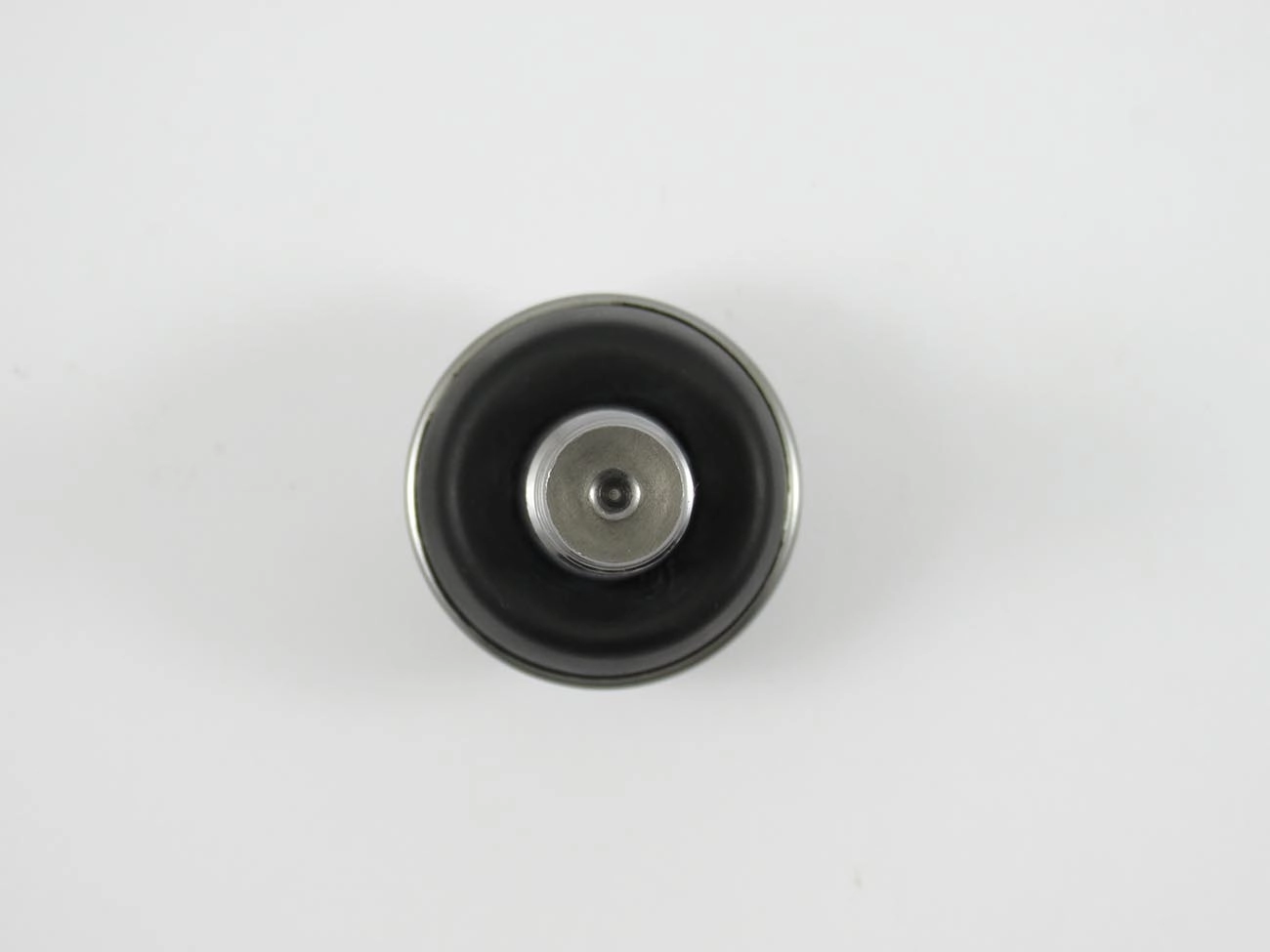 PIVÔ SUSPENSÃO INFERIOR FORD F-1000 1992/1998 - TROLLER T4 2001/2014 - DIREITO/ESQUERDO
