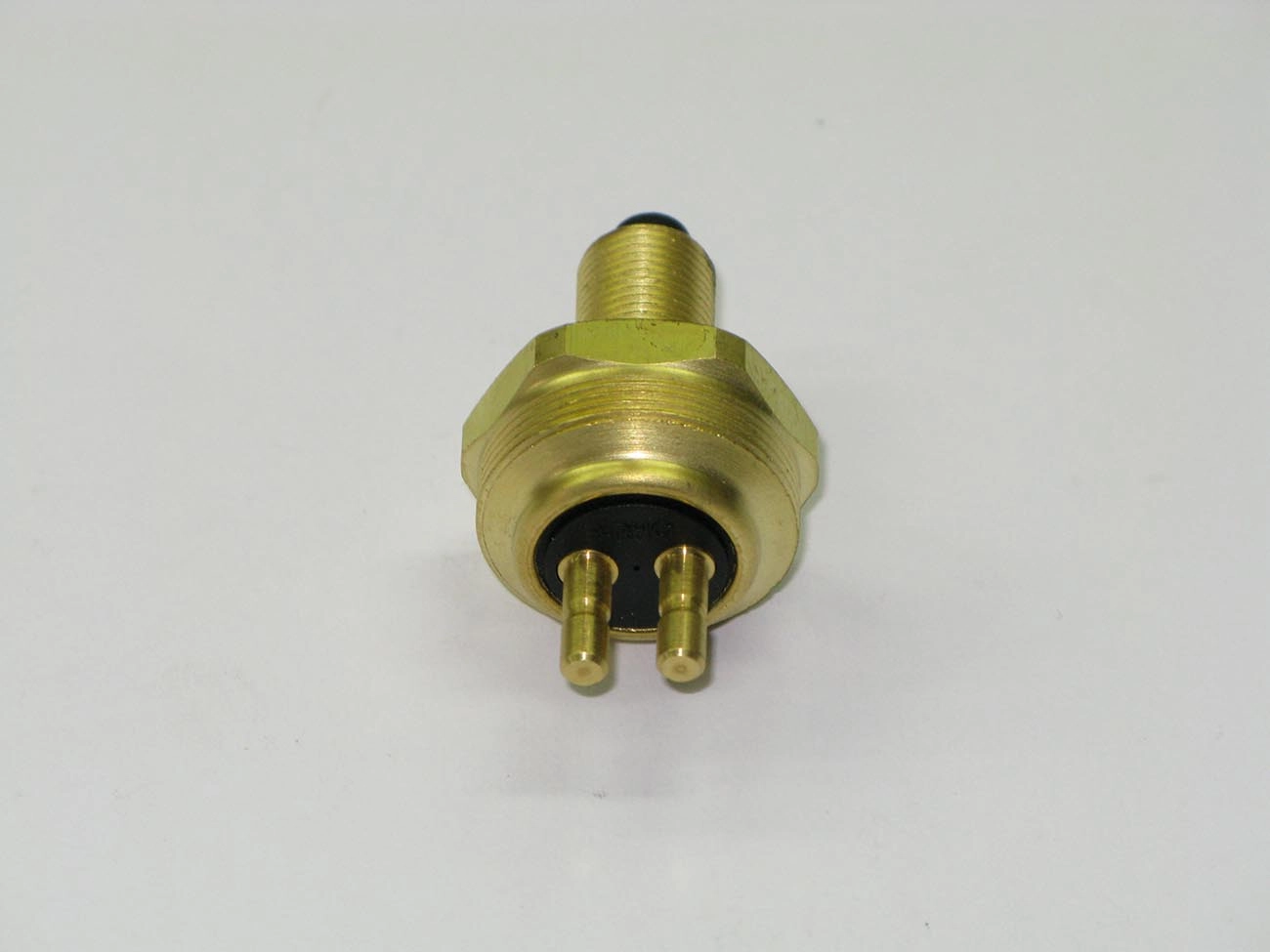 INTERRUPTOR DE FREIO - MB ONIBUS 371