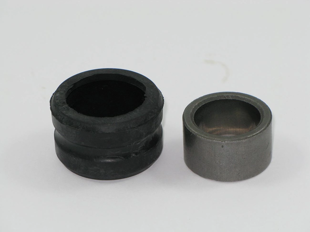 KIT COLUNA DIREÇÃO BUCHAS AÇO DIRECAO MB 1113/1313/1513/2013 /82 ACO