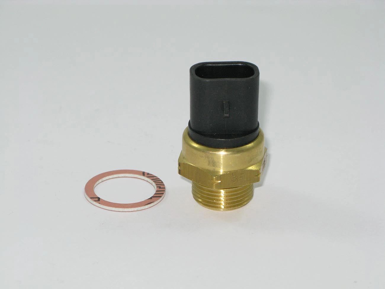 INTERRUPTOR TÉRMICO RADIADOR PARA ACIONAMENTO VENTILADOR FIAT TEMPRA PALIO 1.0/1.5 TIPO SEM AR CONDICIONADO