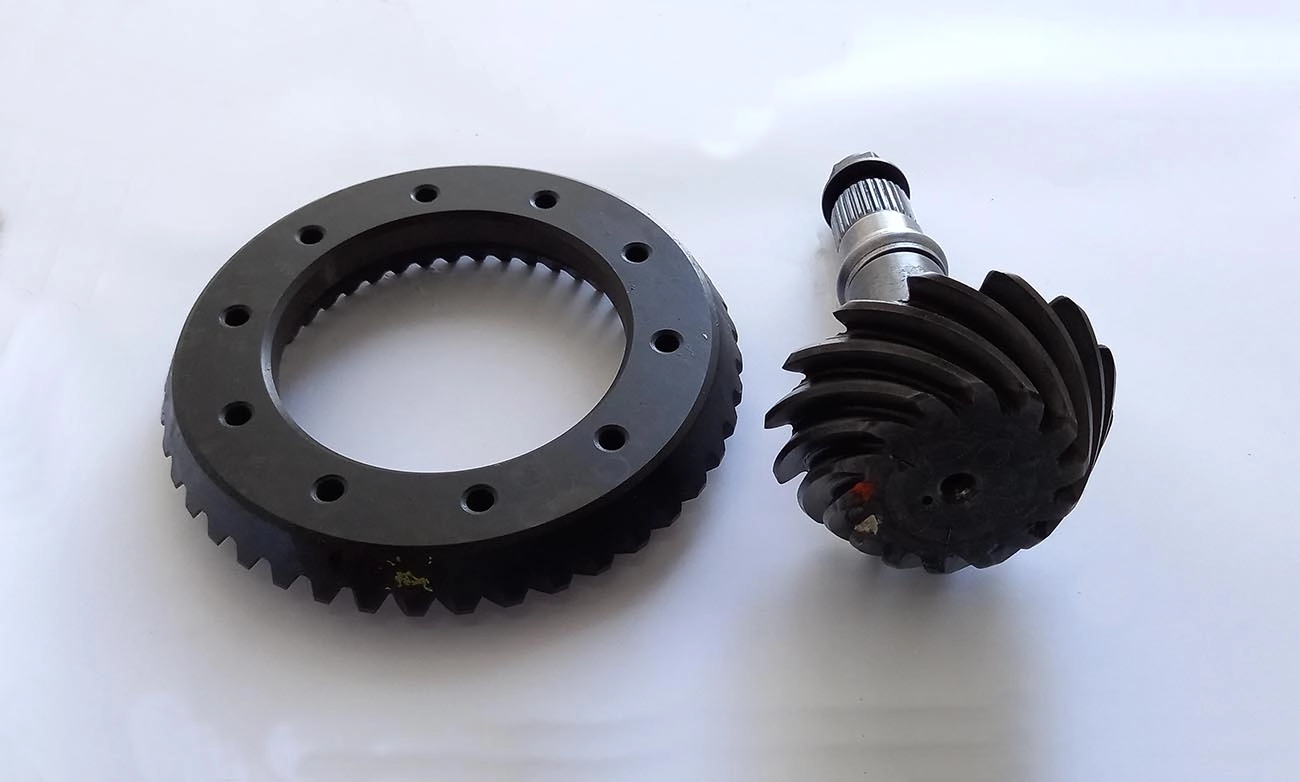 COROA E PINHAO 14X43 FORD F-1000 85/96 - GM A/C/D-2085/96 - BRASEIXOS 405