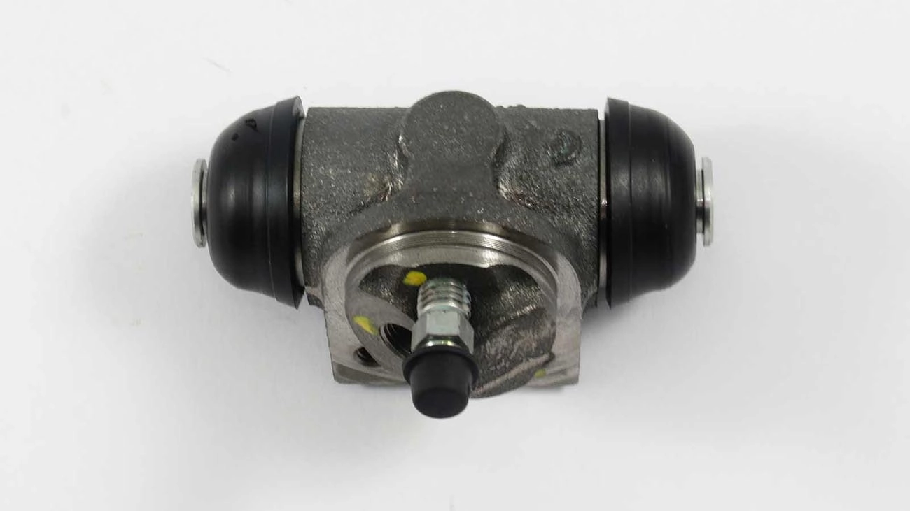 CILINDRO RODA TRASEIRA DIREITA RENAULT CLIO 96/99 - 19 92/98 - 22MM - VARGA