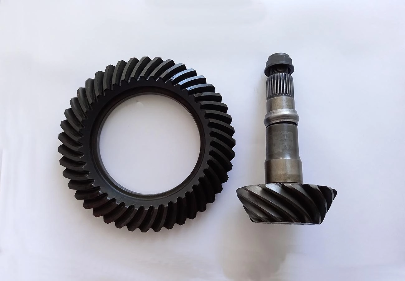 COROA E PINHAO 14X43 FORD F-1000 85/96 - GM A/C/D-2085/96 - BRASEIXOS 405