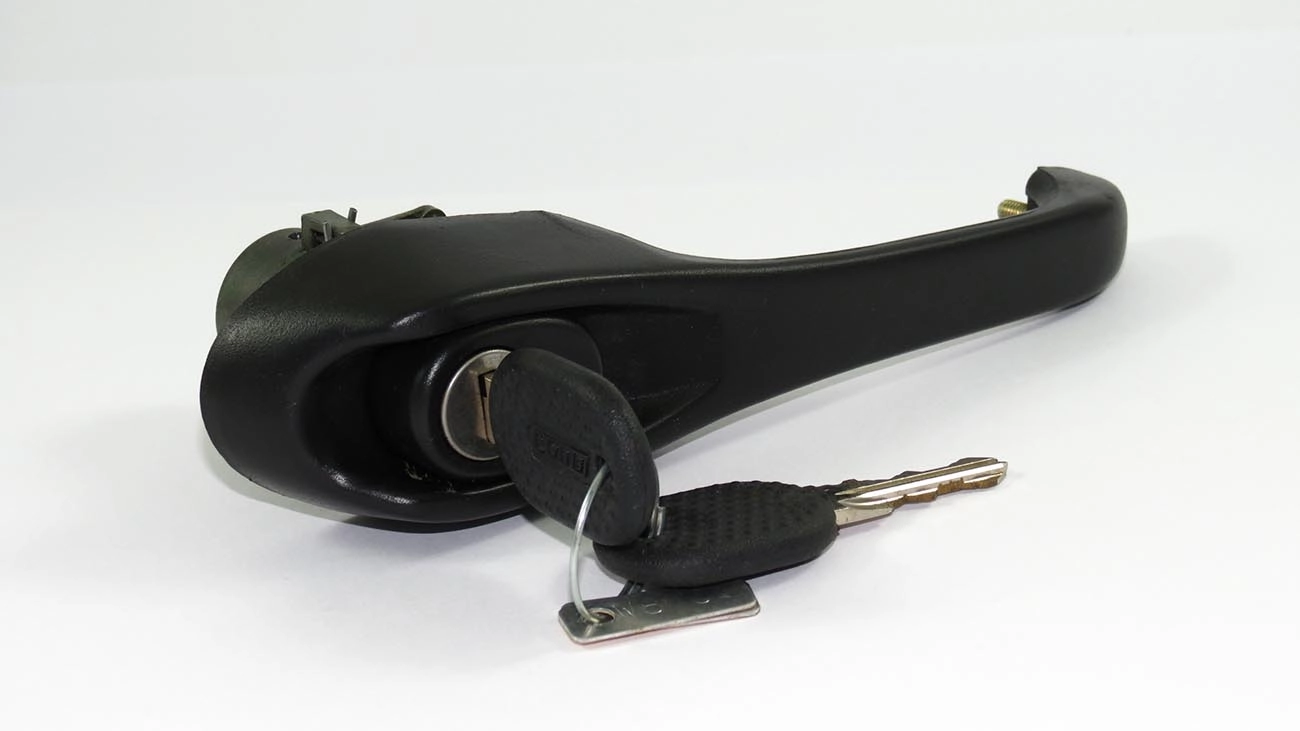 MACANETA EXTERNA FIAT TIPO TODOS - DIANTEIRA C/CHAVE - DIREITA