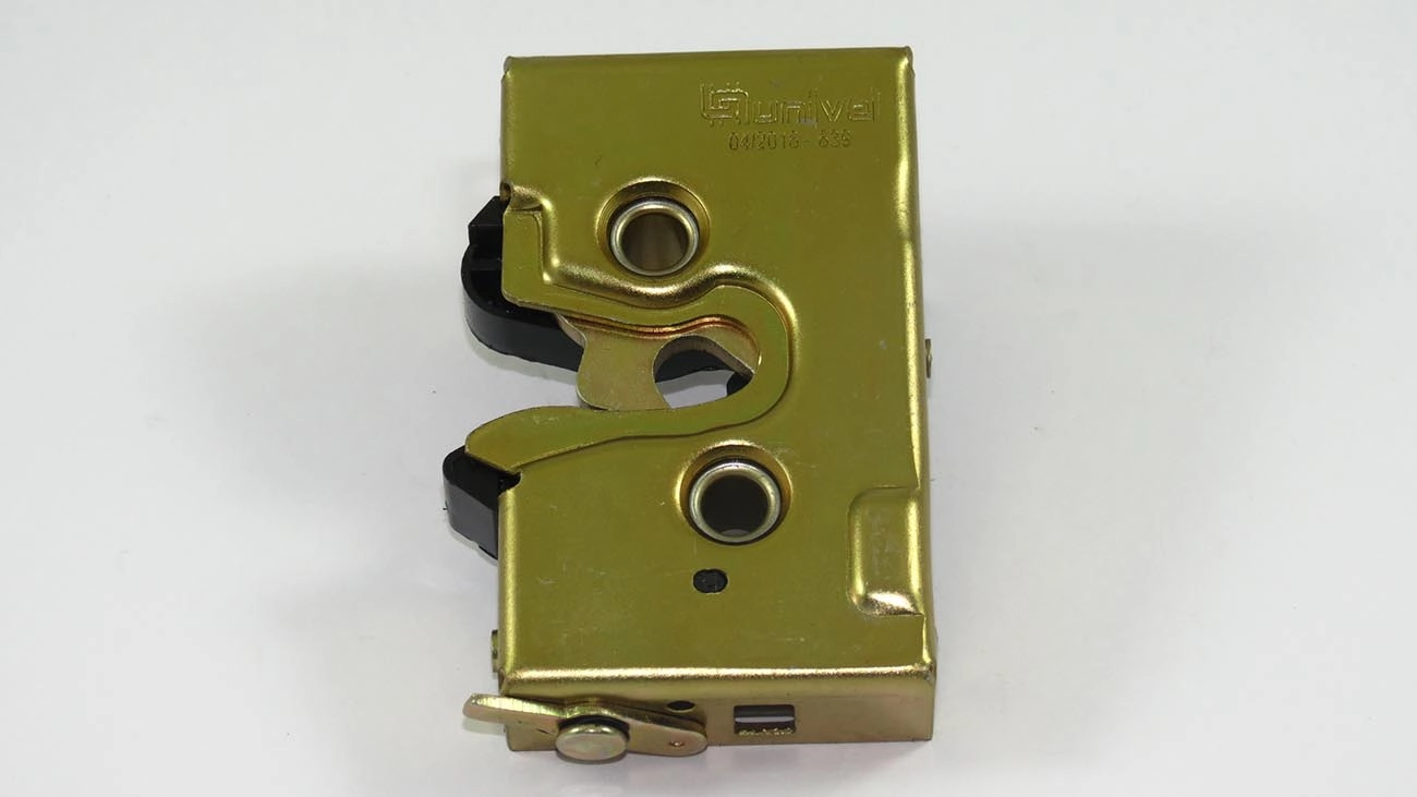 FECHADURA PORTA VW SANTANA/QUANTUM 90/ C/TRAVA ELETRICA TRASEIRA - DIREITA