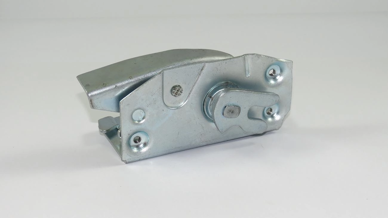 FECHADURA PORTA WILLYS F-75/RURAL 66/ - DIREITA
