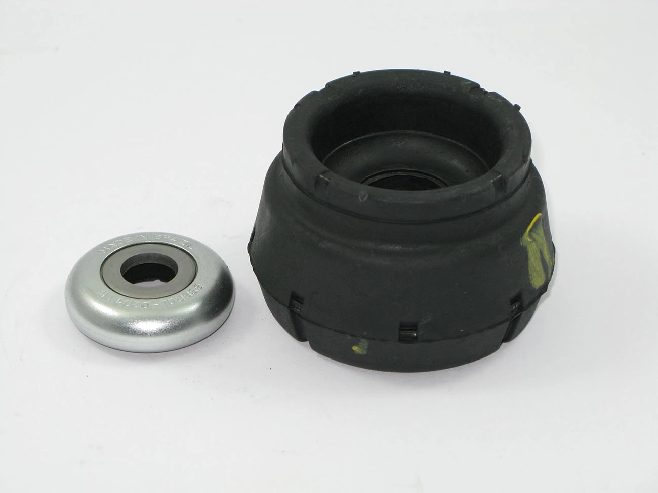 COXIM/SUPORTE AMORTECEDOR DIANTEIRO COM ROLAMENTO LADO DIREITO/ESQUERDO VW GOLF 98/AUDI A3 BORA/NEW BEETLE 99/ NOVO GOL/SAVEIRO 08/