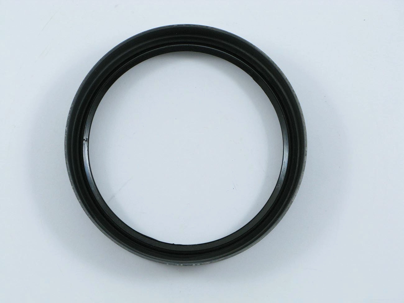 RETENTOR RODA DIANTEIRA MB 180 EXTERNO