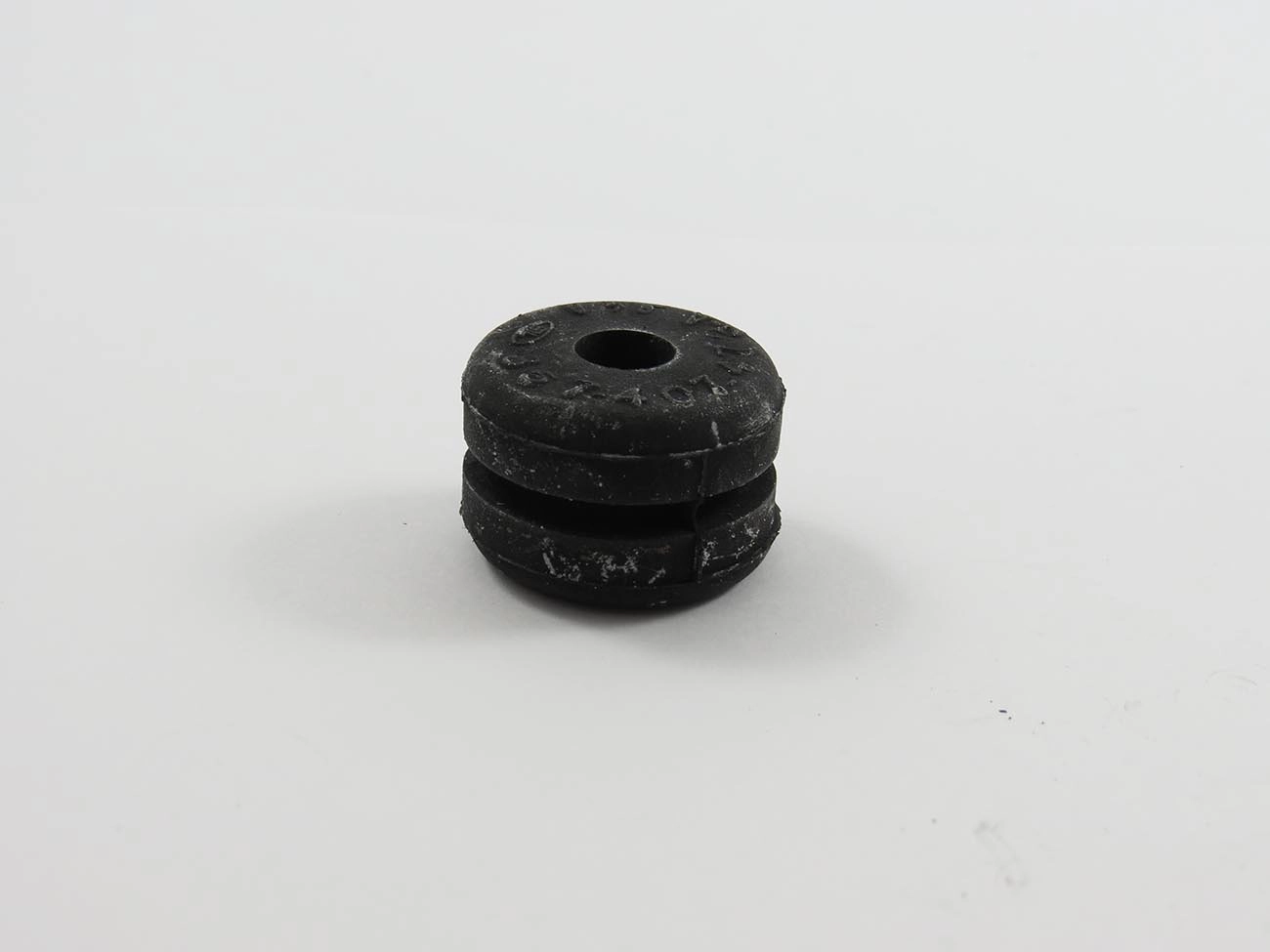 BUCHA SUPERIOR BIELETA VW SANTANA/QUANTUM 1988/