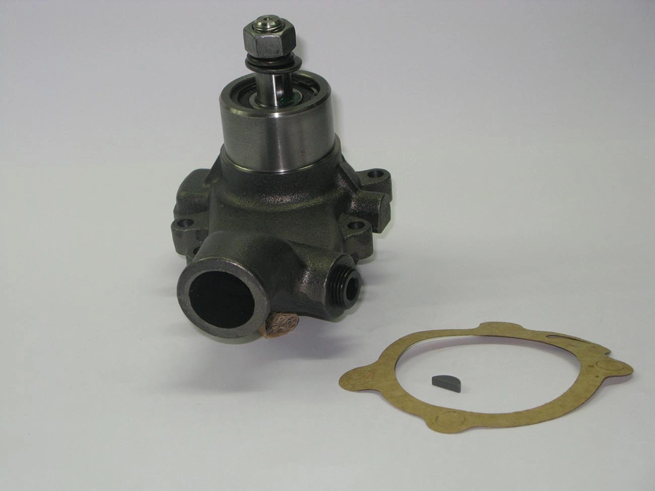 BOMBA AGUA MF 265/270/275/285/290 - CASE 580H - VW 6.80 - HYSTER - PERKINS 4.236/4.248 - S/POLIA