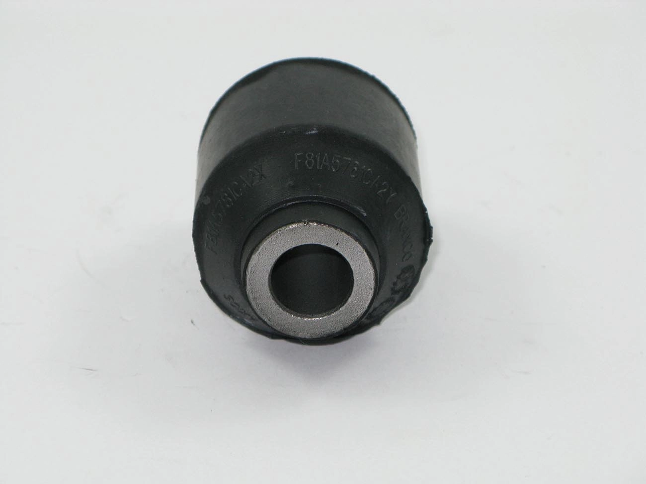 BUCHA FEIXE MOLAS DIANTEIRO FIXA PINTA BRANCA (WHITE) MOLA FORD F-4000 99/ DIANTEIRA