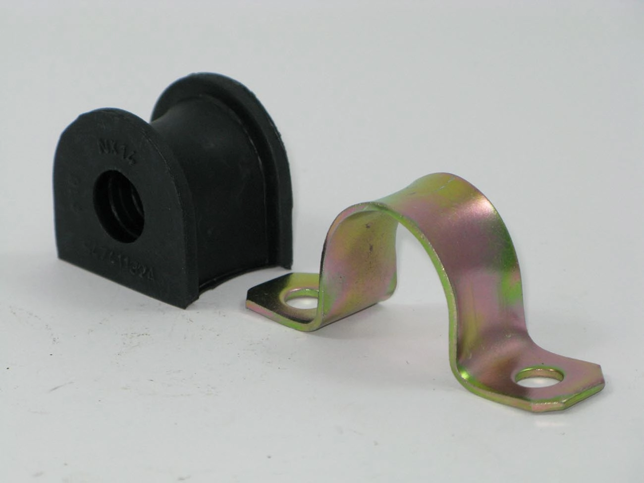 KIT BUCHAS BARRA ESTABILIZADORA SUSPENSÃO DIANTEIRA FURO 16MM PARA UM LADO ESTABILIZADOR DIANTEIRO FORD ESCORT/VERONA 93/ LOGUS