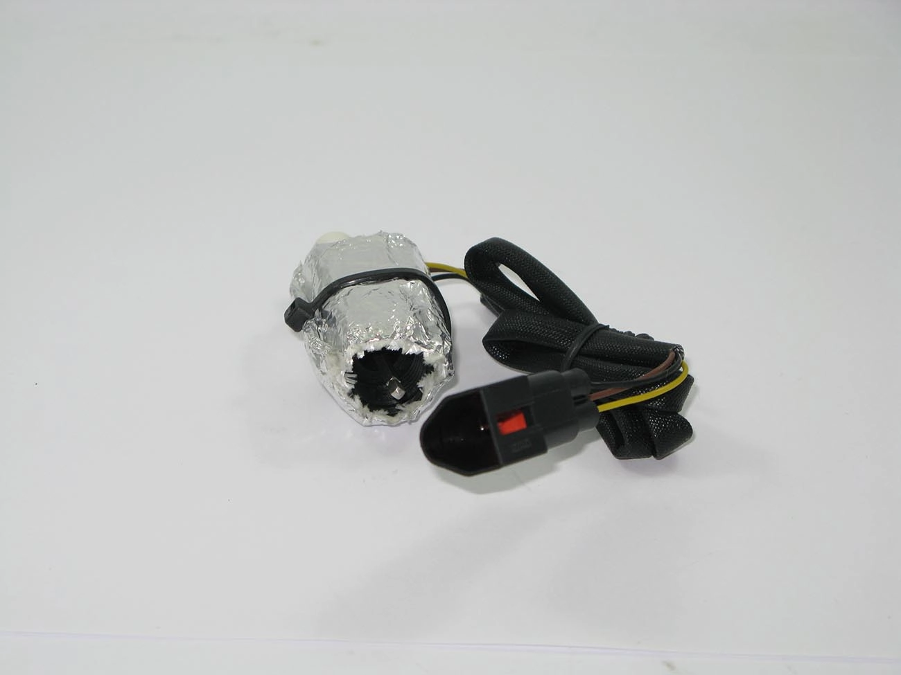 SENSOR DE VELOCIDADE FORD NOVO FIESTA 1.0/1.6 2002/ - 8 PULSOS CONECTOR 3 PINOS - MOTOR ZETEC ROCAN