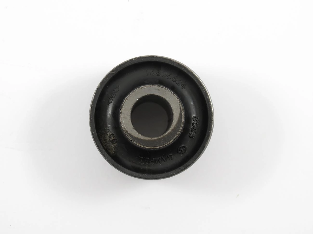 BUCHA TRASEIRA DA BANDEJA CITROEN NOVO C3/C4 12/ - AIRCROSS 11/ - PEUGEOT 2008 15/ 208 08/