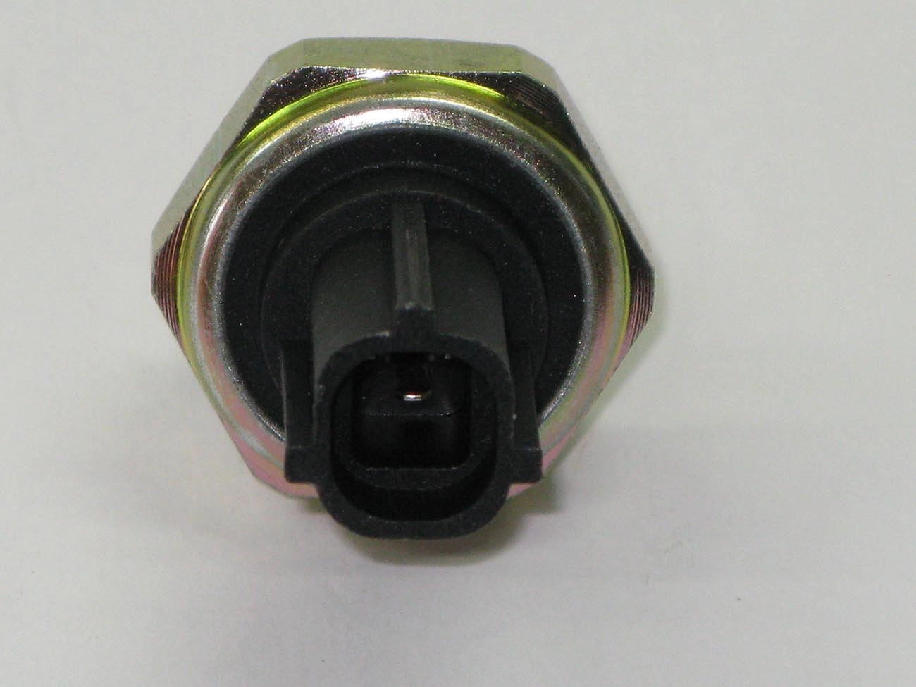 INTERRUPTOR DE OLEO - MB 1214/1418/1620