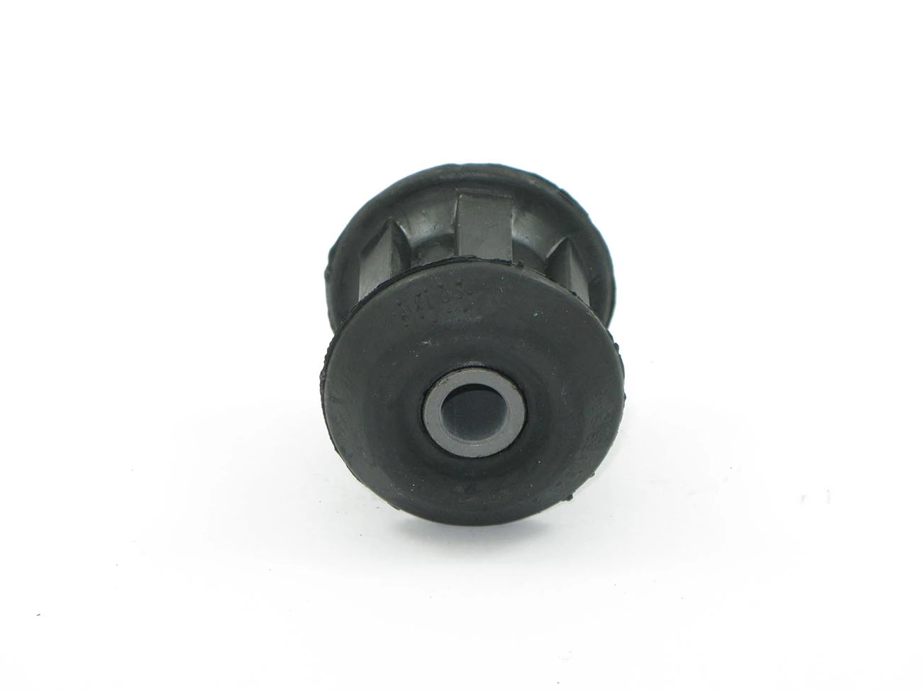BUCHA BRAÇO GUIA EIXO TRASEIRO VW GOL 83/ VOYAGE/PARATI/SAVEIRO 81/ G1/G2/G3/G4