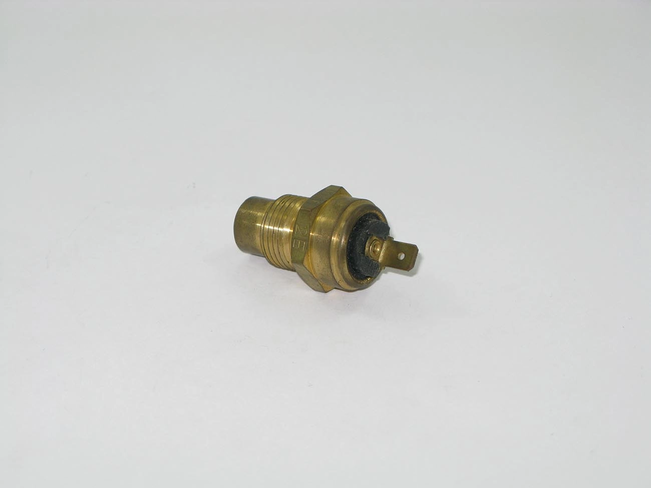 SENSOR TEMPERATURA SCANIA L-111 74/