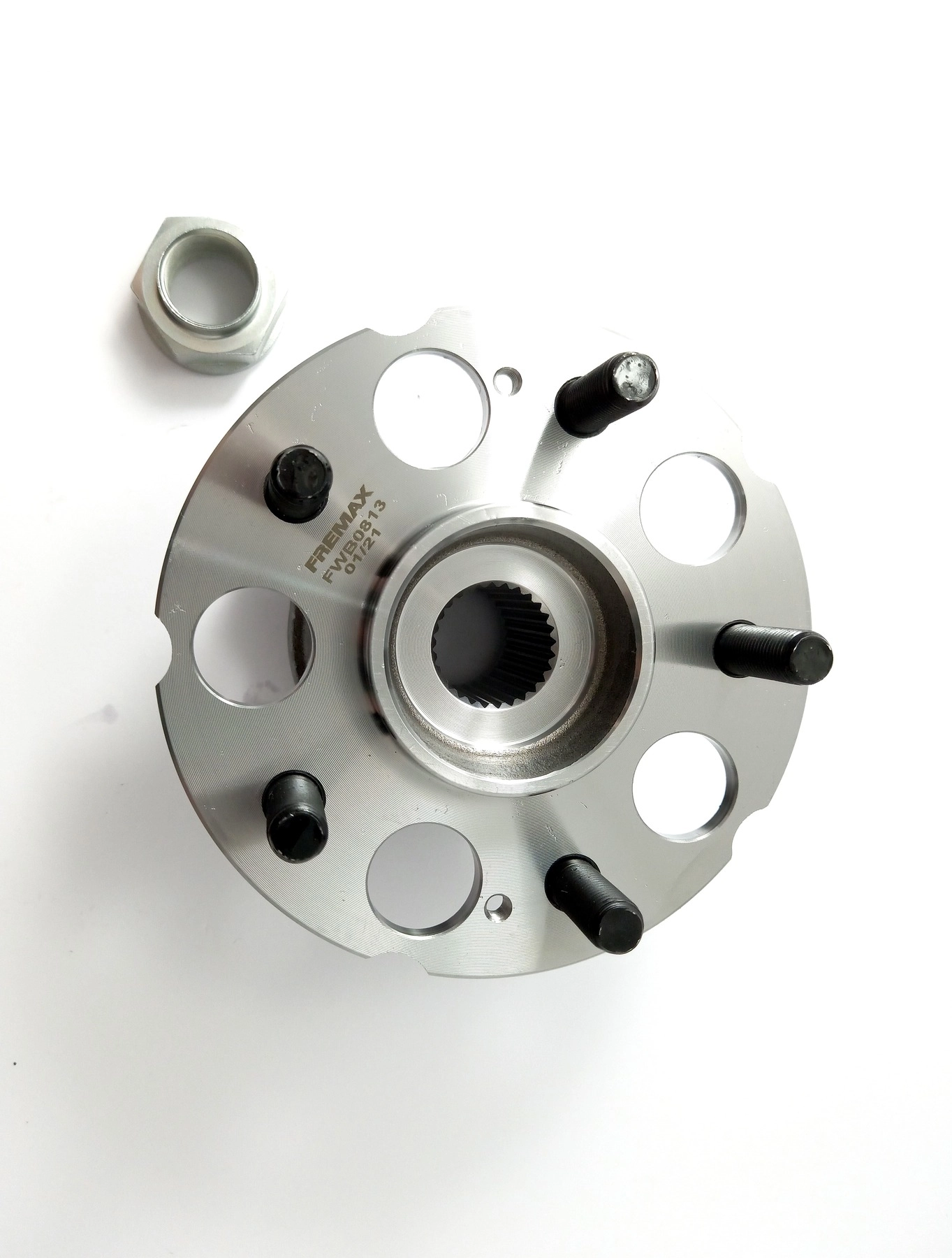 CUBO RODA TRASEIRO 4X4 COM ROLAMENTO ABS 5 FUROS 28 ESTRIAS HONDA CR-V 2.0 2007/2011 4WD
