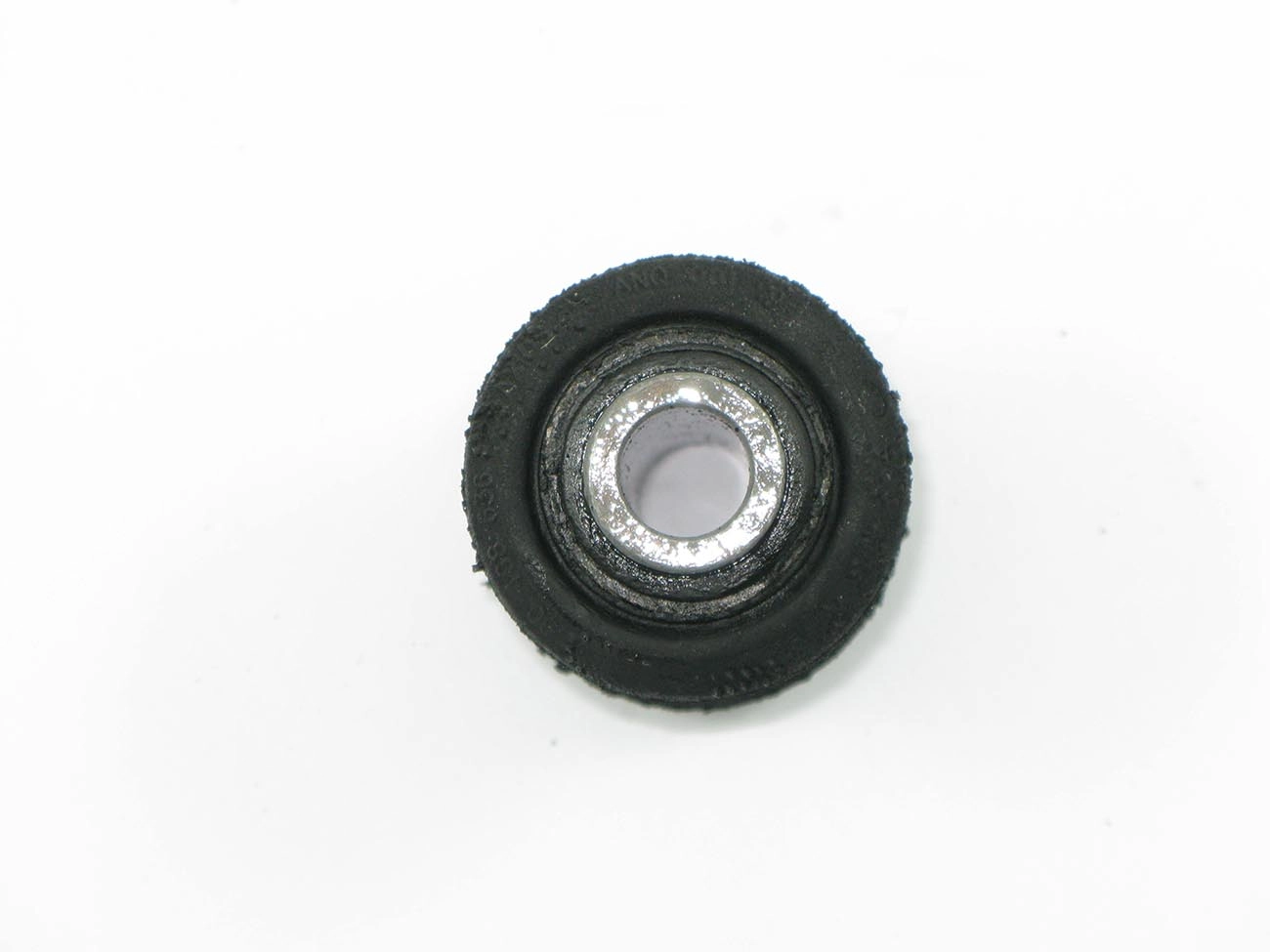 BUCHA DIANTEIRA BANDEJA SUSPENSÃO GM VECTRA 96/05 GTX 07/11 ASTRA/ZAFIRA 99/- MONZA 91/96