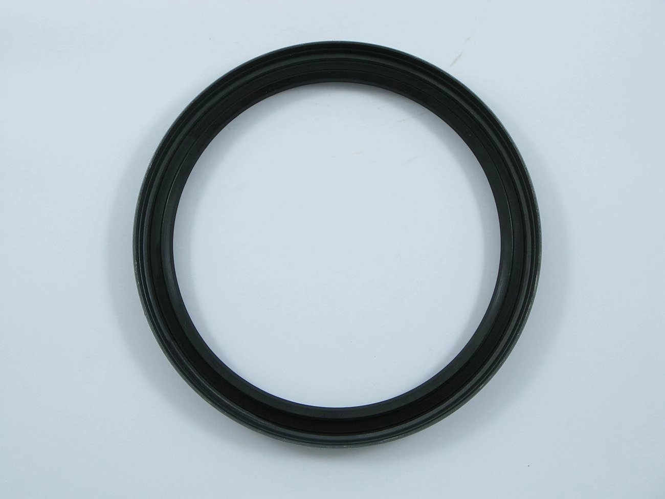 RETENTOR RODA MB 1618/1620/1720/1721/2013/2213/2214 - TRASEIRA 125X150X15