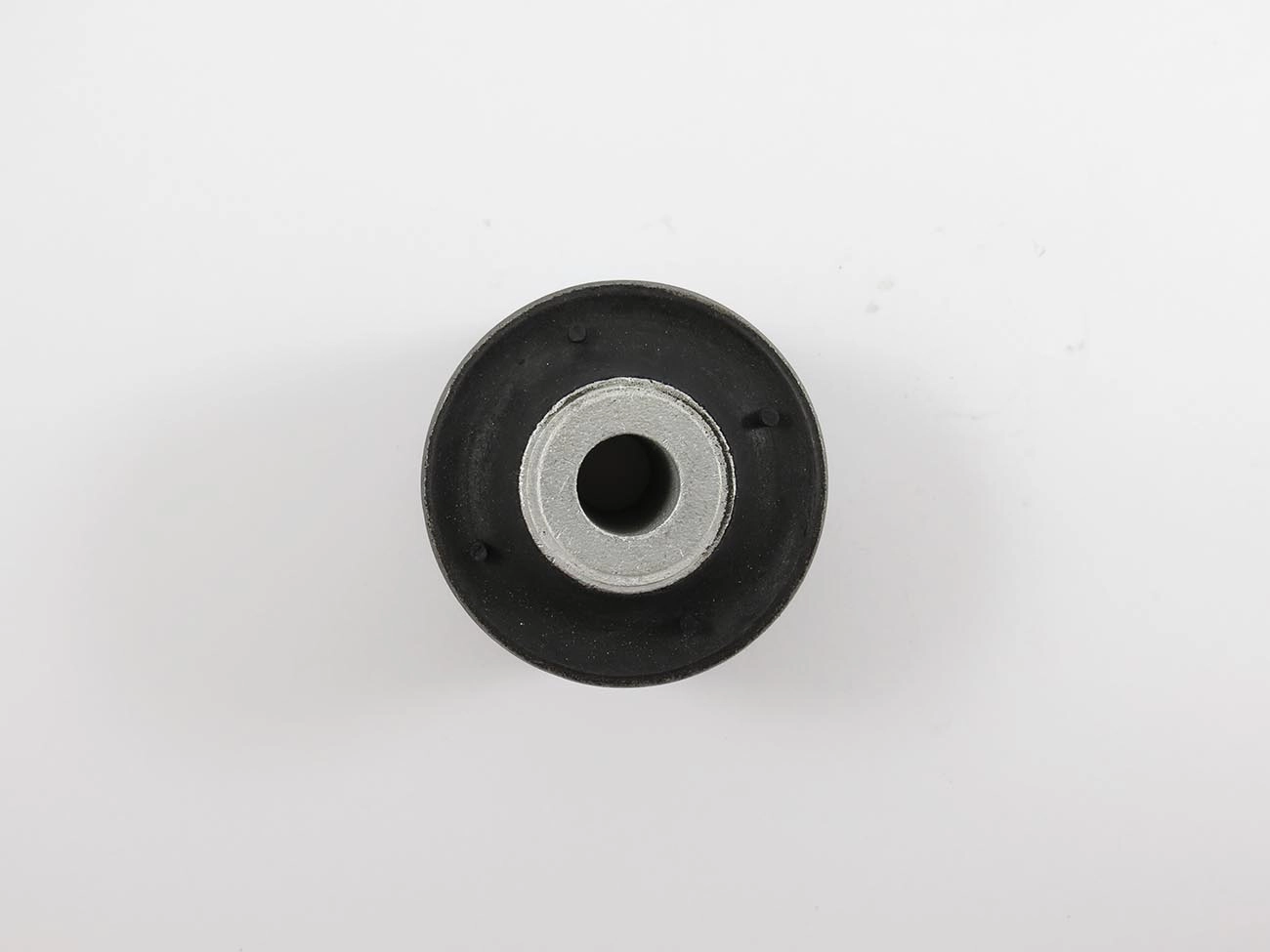 BUCHA TRASEIRA BANDEJA INFERIOR VW AMAROK 2011/ - SUSPENSÃO DIANTEIRA