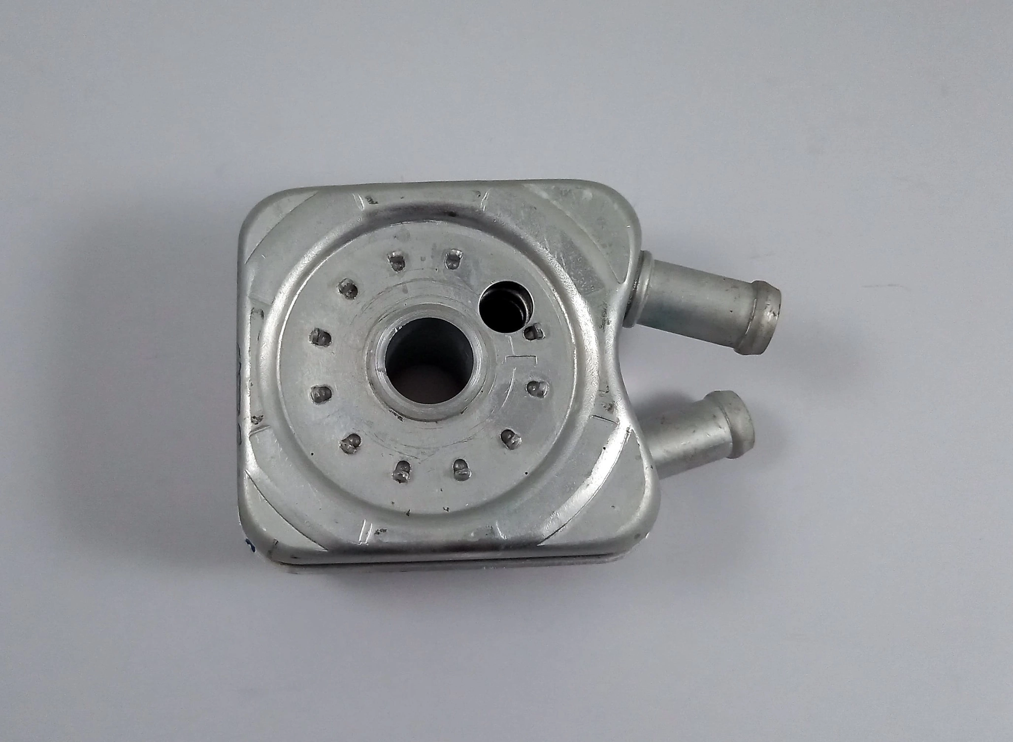 RESFRIADOR ÓLEO/TROCADOR CALOR DO MOTOR VW GOL 94/10 KOMBI 84/88 GOLF 00/11 AUDI A4/A6/A8