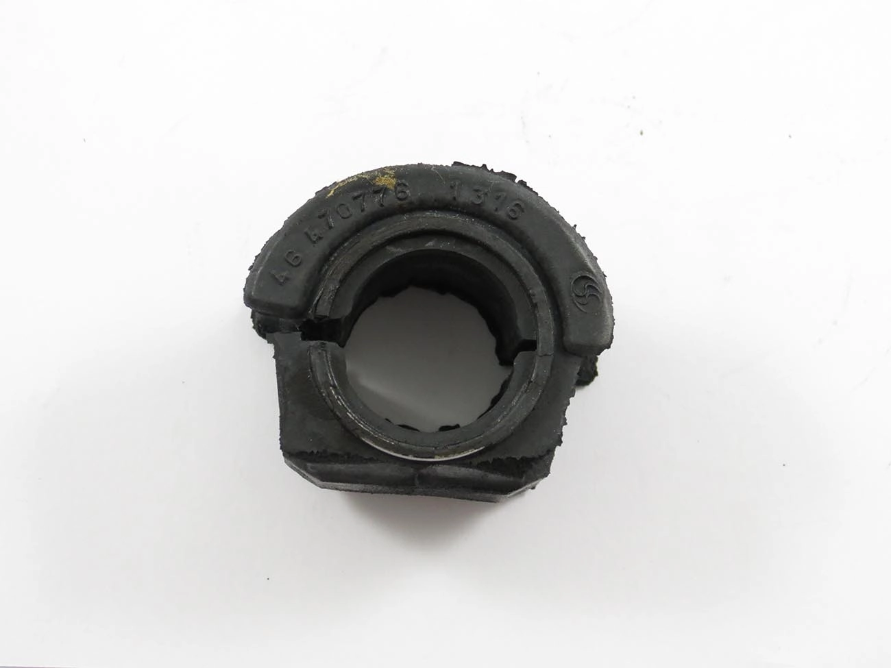 BUCHA DO ESTABILIZADOR DIANTEIRO FIAT PALIO WEEKEND 97/20 - DOBLO 02/ - FURO 23MM