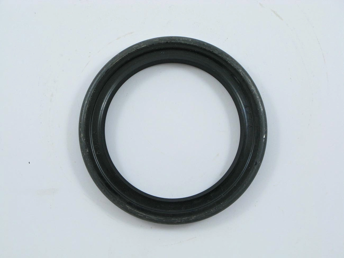 RETENTOR AGRICOLA CUBO TRASEIRO JOHN DEERE - TOMADA FORCA VALTRA/VALMET - 68X90X10MM
