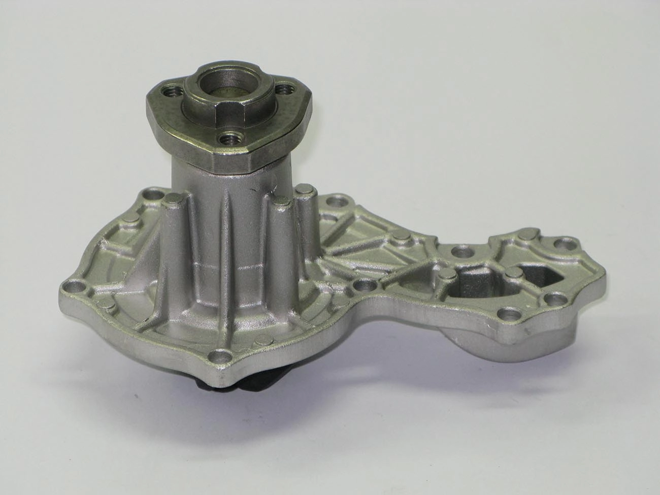 BOMBA AGUA VW GOL/PARATI/SAVEIRO/SANTANA/QUANTUM AP 95/ - C/POLIA MULTI-V