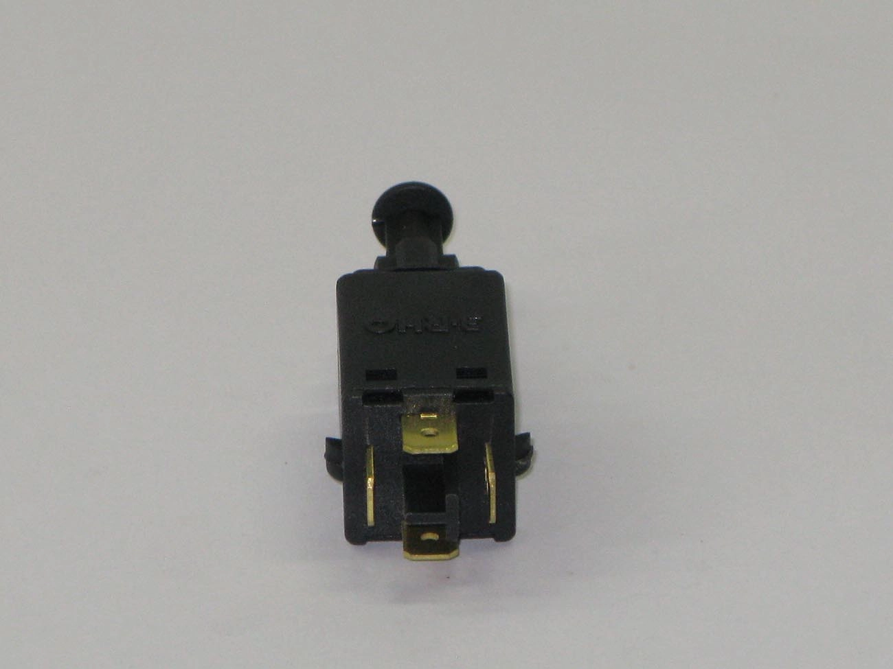 INTERRUPTOR DE FREIO - GM CORSA/KADETT/IPANEMA/CALIBRA/VECTRA