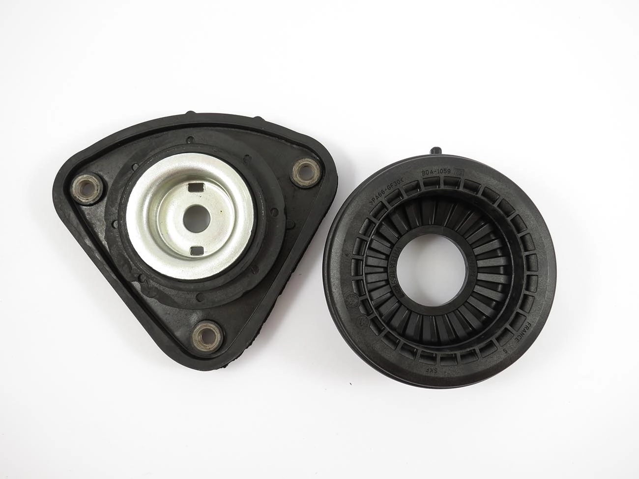 COXIM AMORTECEDOR FORD FOCUS 2008/2013 - DIANTEIRO C/ROLAMENTO SKF